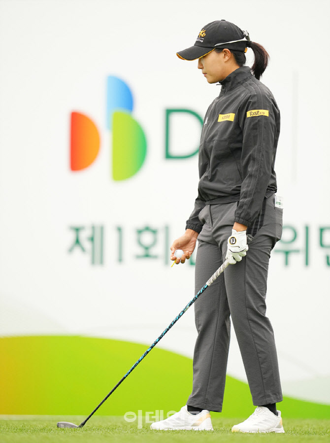 [포토]박예지,티샷을 준비한다