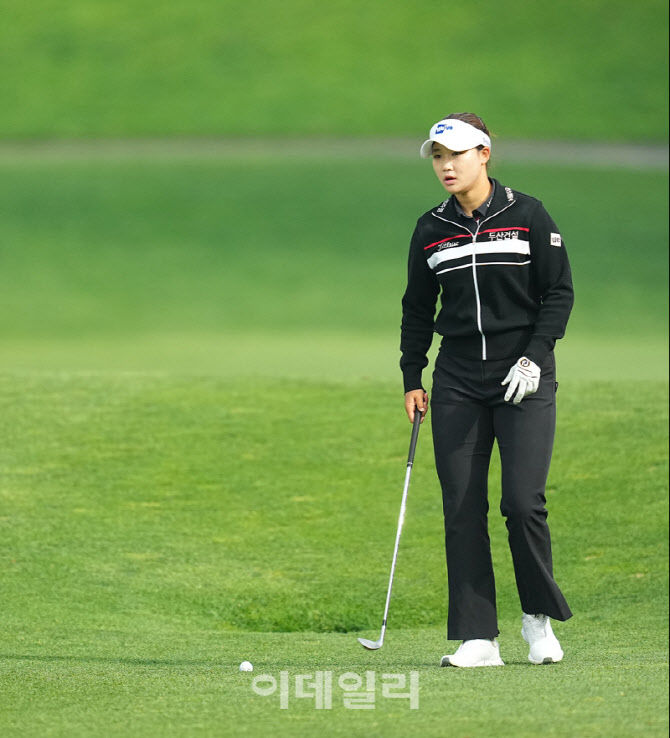 [포토]김민솔,핀을 보고 준비