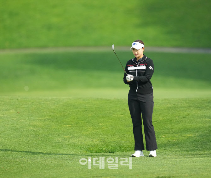 [포토]김민솔,버디 위해 집중한다