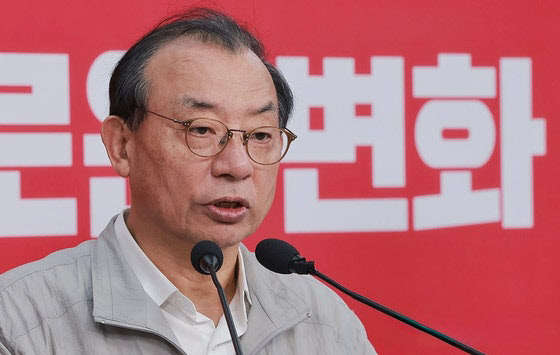 국힘 이정현, 전남광주통합특별시장 두고 민형배에 토론 제안