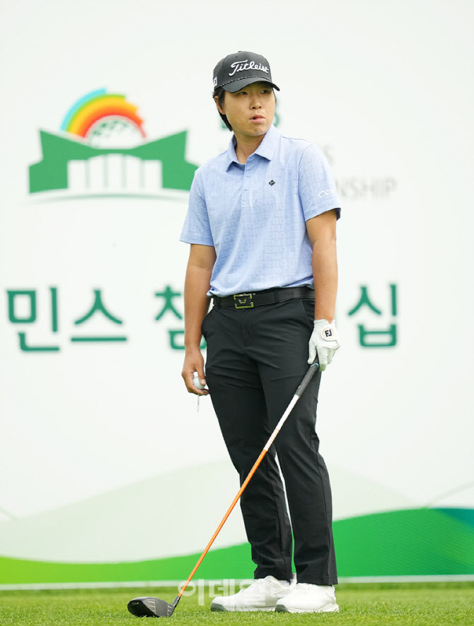 [포토]김지수,어디로 공략할까