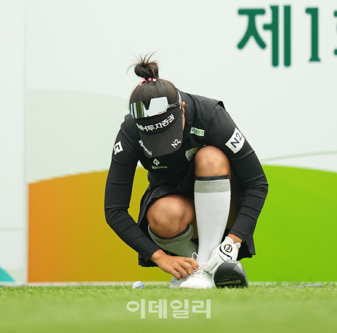 [포토]김시현,신발을 고쳐 신고