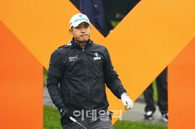 [포토] 박은신, 비오는 최종일