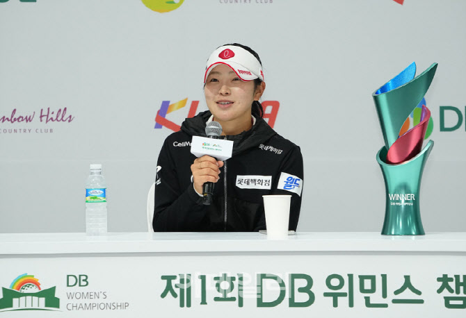 [포토]유현조,즐거운 공식 인터뷰