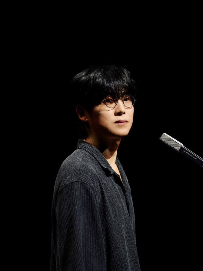 매드클라운, 신곡 '수고했어 봄' 발매…발라드 랩 프로젝트 포문