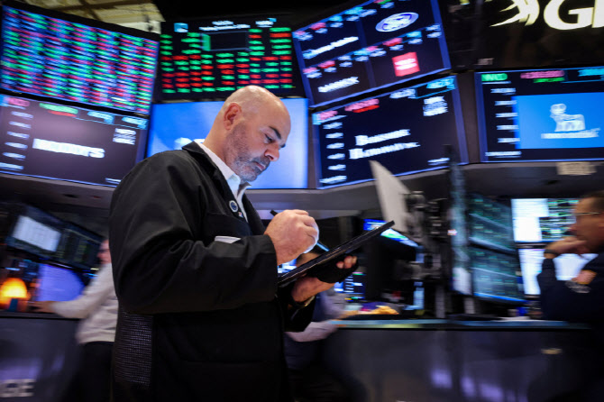"휴전유지" 유가 4%↓에 S&P500·나스닥 사상 최고치[뉴스새벽배송]