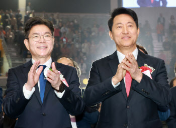 연일 '빌라 논쟁'... 오세훈 측, 정원오에 "수돗물 놔두고 우물 파나"