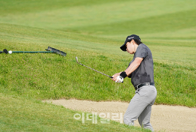 [포토] 위동우, 그린사이드 벙커 탈출