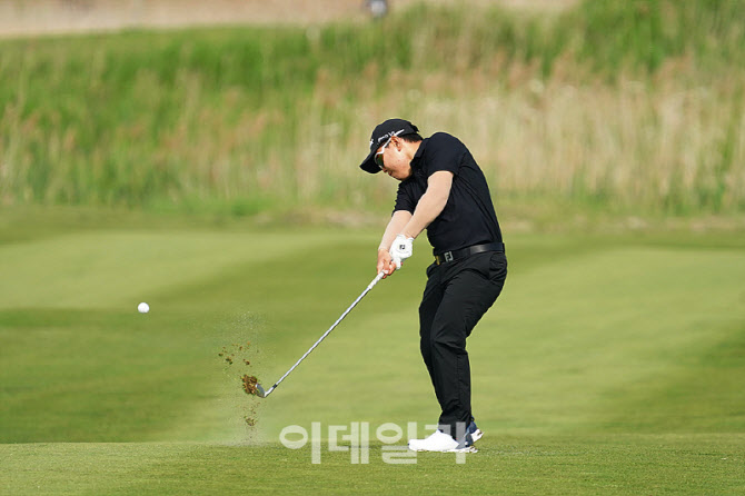 [포토] 권오상, 작은 거인의 파워샷