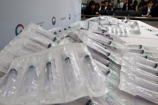 경찰, 주사기 매점매석 혐의 업체 10곳 수사 착수