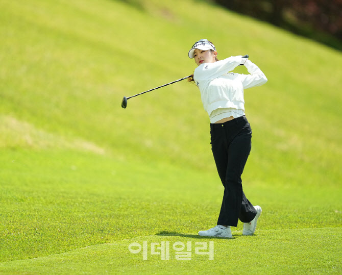 [포토]양효린,강하게 날렸는데