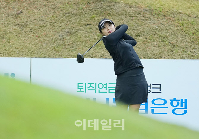 [포토]손예빈,시원한 티샷 공략