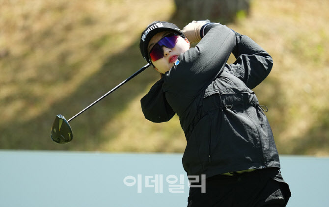 [포토]이슬기,노련한 티샷 공략