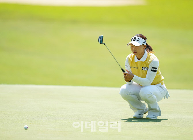 [포토]김지영,버디 정조준