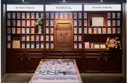 틈결(TEUMGYUL), 에스더버니 콜라보 제품 온·오프라인 동시 판매… 5월 15일 온라인 출시