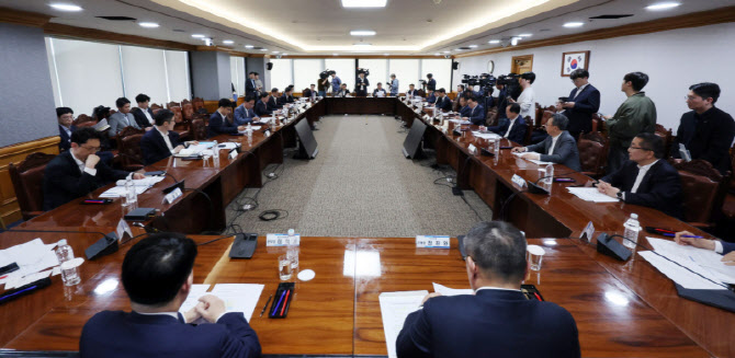 연일 불장인 증시…‘한국형 전환금융’에도 순풍 불까[이영민의 알쓸기잡]