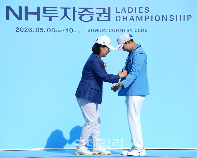 [포토]김효주,국내 우승 재킷 오랜만이야