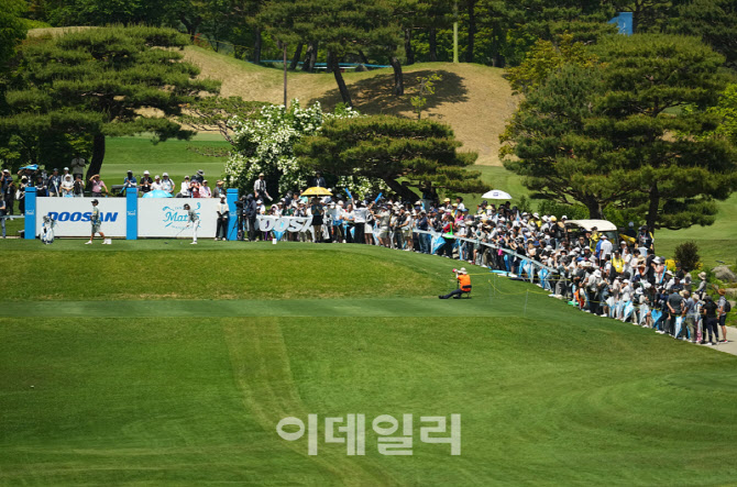 [포토] ‘제18회 두산 매치플레이’구름 갤러리