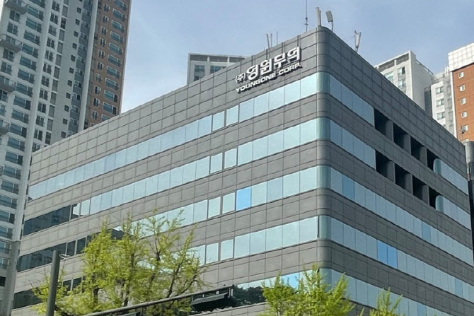 영원무역홀딩스, 1분기 영업익 19%↑…주주가치 제고도 '속도'