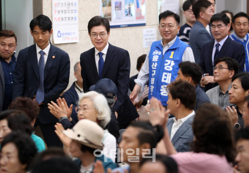 [포토] 정원오 더불어민주당 서울시장 후보, 지지선언 행사장 참석