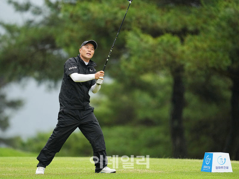 [포토]김정수,그 방향은 아니다