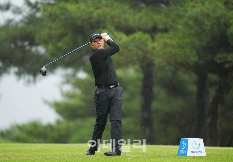 [포토]이상호,타수를 줄여 올라간다