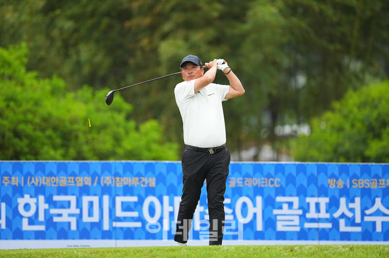 [포토]조영우,우승의 영광을 향하여