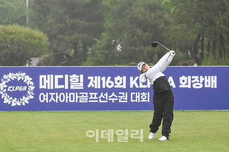 [포토] 정예은, 호쾌한 티샷