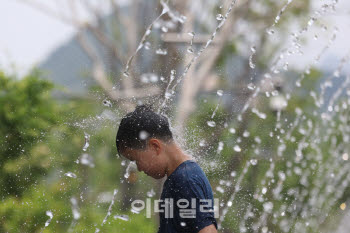 세계기상기구 "5년 내 지구 온도 '1.5도' 초과 가능성, 90% 이상"