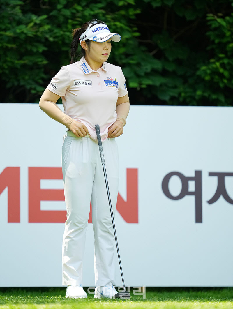 [포토]이소영,다리는 최대한 길어 보여야죠