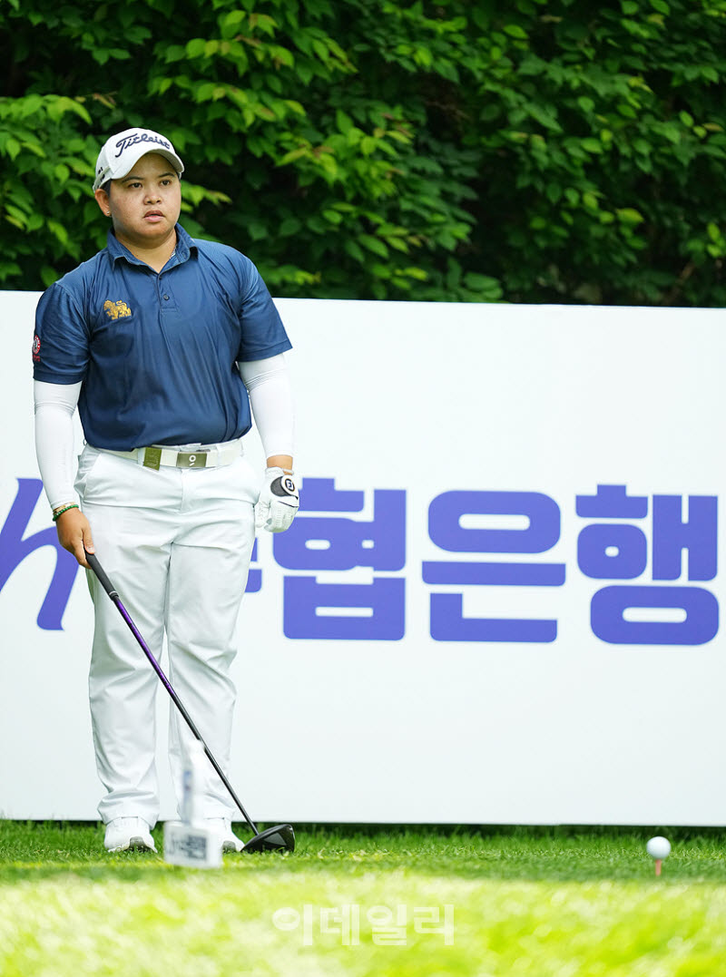 [포토]빳차라쭈타 콩끄라판,차분히 본다