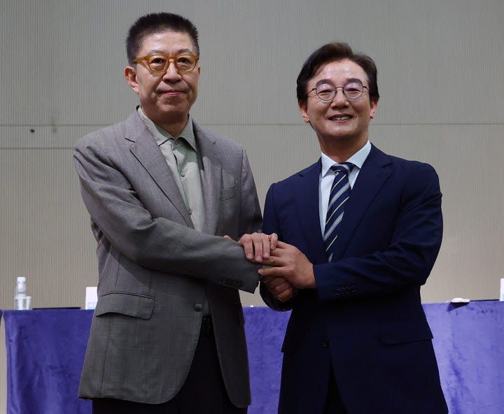 '부산시장 후보' 전재수·박형준, 해운대 백화점 천장 붕괴에 “시민 안전 최우선”(종합)