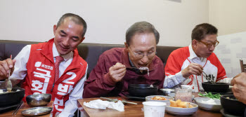 "李대통령에 '이명박 예우해달라' 했는데"...홍준표 '머쓱'