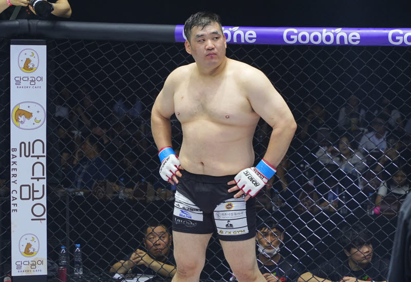 ‘로드FC 괴물 레슬러’ 심건오, 공식 은퇴...“인생 2막으로 떠날 것”