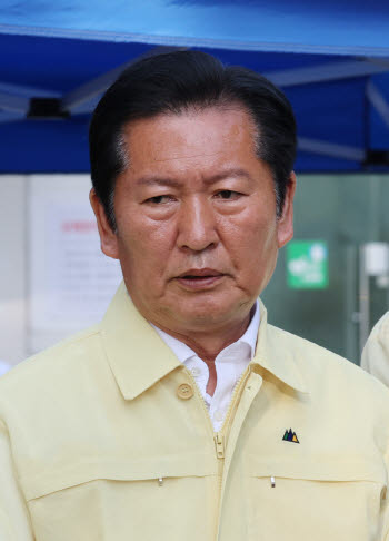 한화에어로 사고 현장 찾은 정청래…재발방지 대책 강조