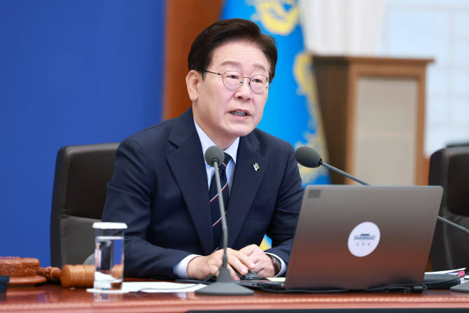 李 “빚 때문에 죽으면 못 갚을 사람…파산 면책 해줘야”