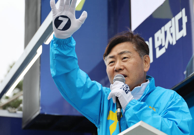 [6월 선거]김관영 "투표로 전북 미래 결정…도민 선택 기다릴 것"