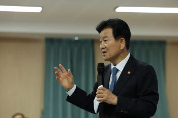 정동영, 울란바타르 行…국제무대서 '평화적 두국가' 말할까