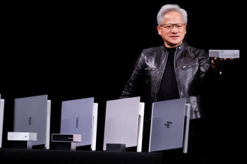 “엔비디아 칩에 MS 영혼 얹었다”… 30년 동맹, AI 시장 표준 독점 선언