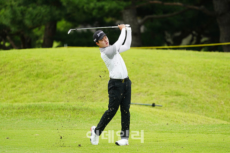 [포토] 김근태, 정교한 컨트롤샷