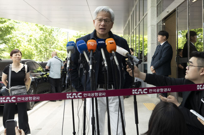 [포토]한국 온 젠슨 황 엔비디아 CEO