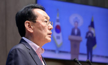 "보수 재건하겠다" 野김도읍, 원내대표 출마 …韓복당은 "받아들여야"