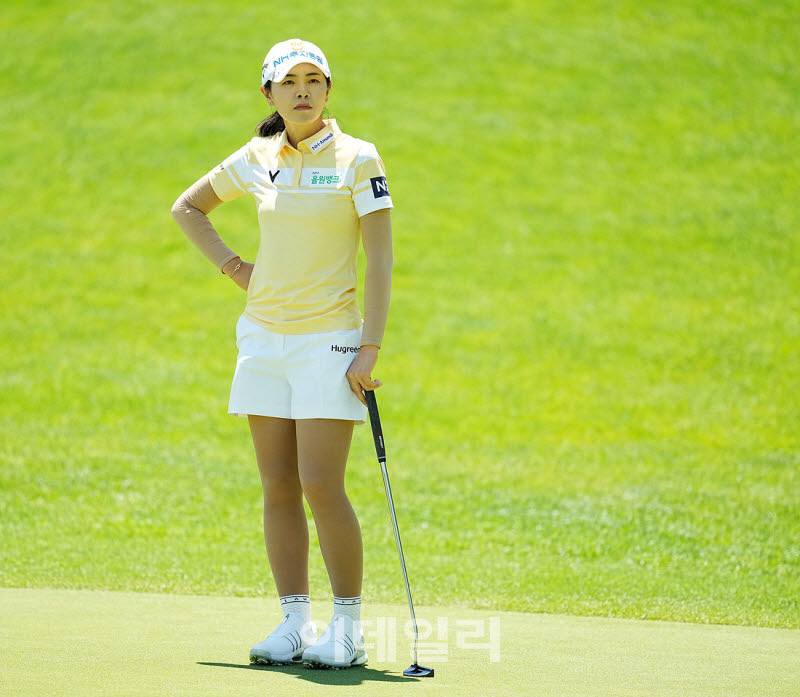 [포토]이가영,차분히 기다려요