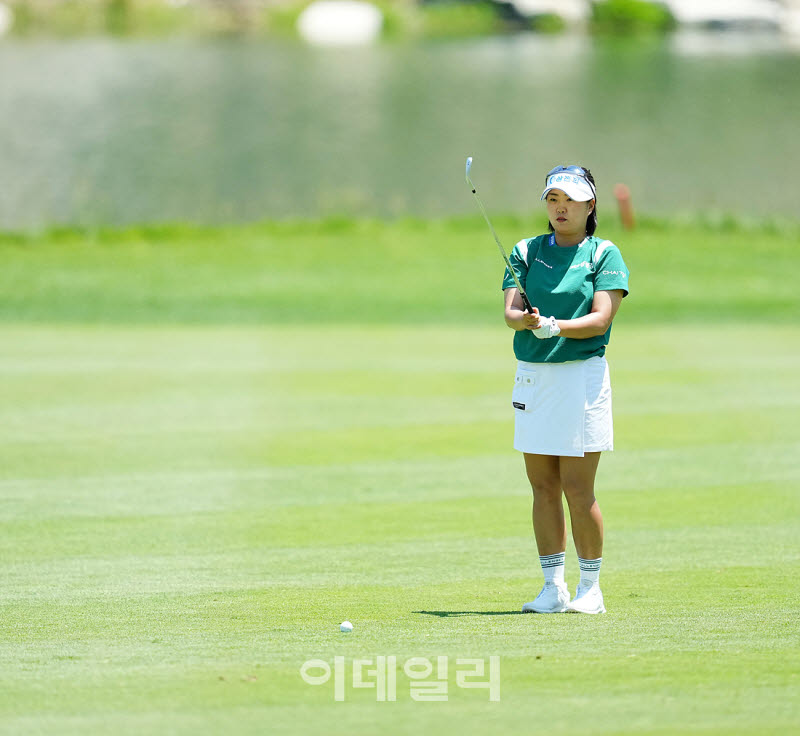 [포토]홍진영,핀을 보고 선다