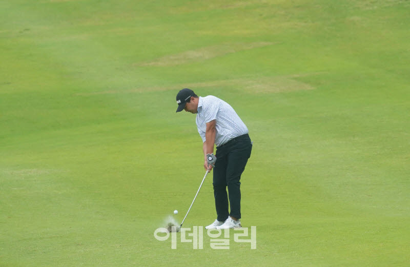 [포토] 고석완, 정교한 임팩트로