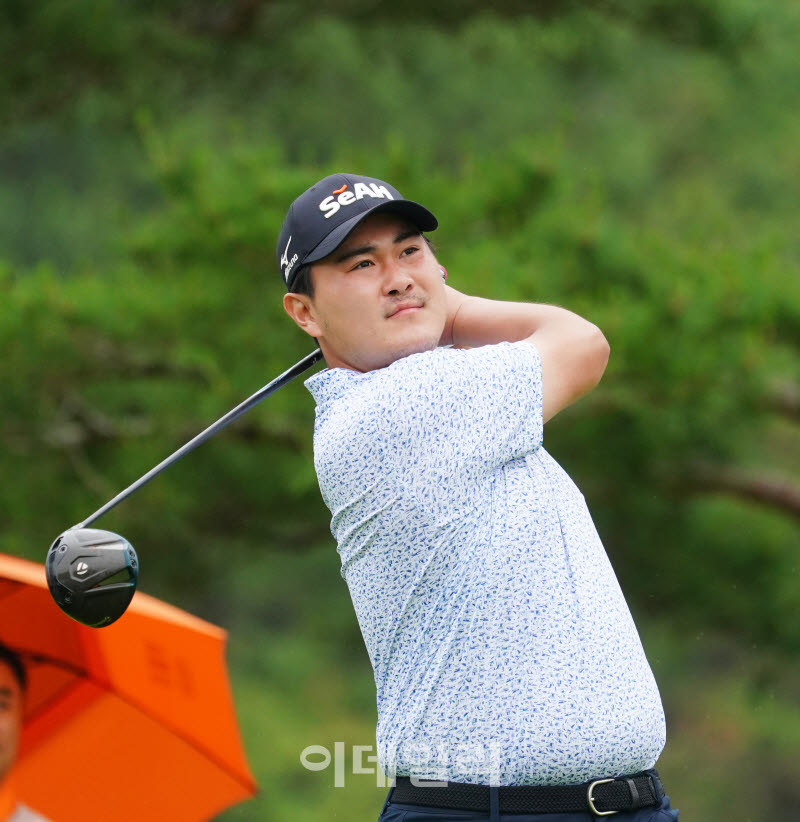 [포토] 고석완, 타구 방향을 살핀다