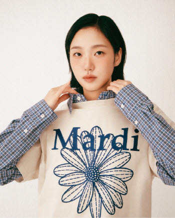 피스피스스튜디오, 코스닥 데뷔