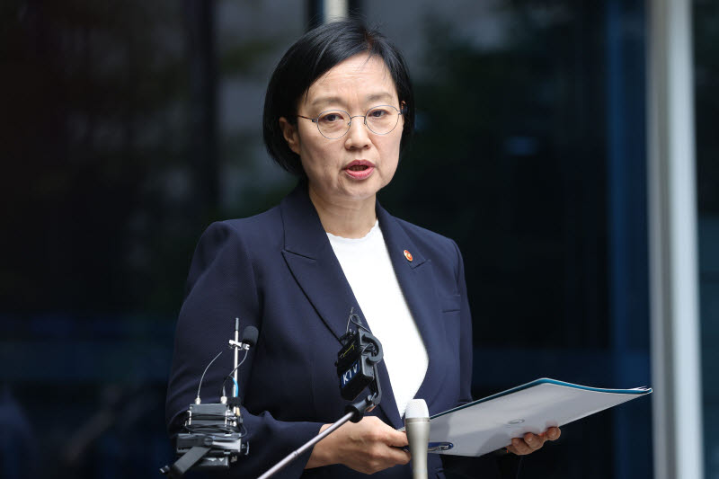 [포토]한성숙 총리 후보자 "막중한 책임감”"