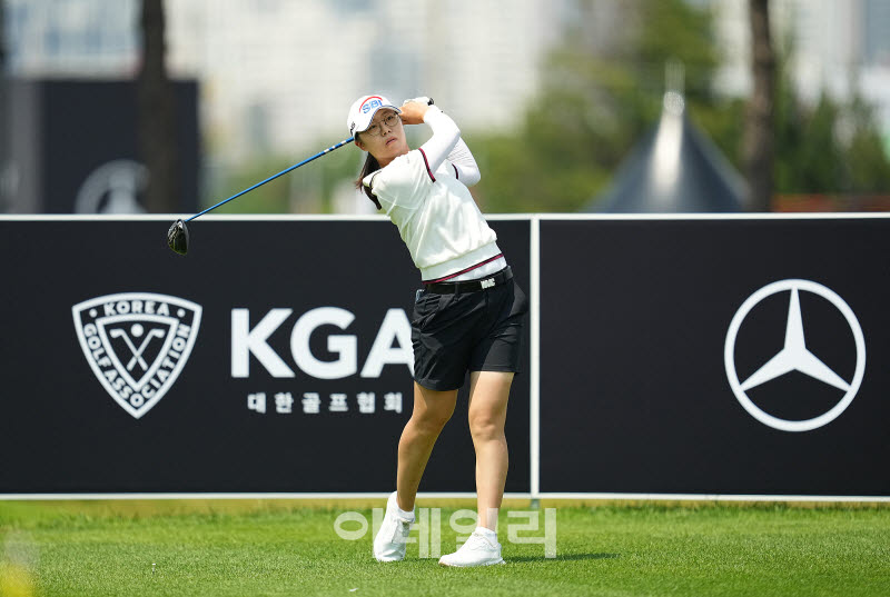 [포토]김가희,둘째날 선두를 지킨다