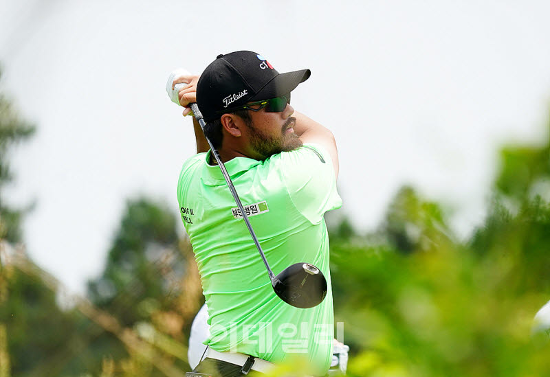 [포토] 정찬민, 파워 드라이버샷